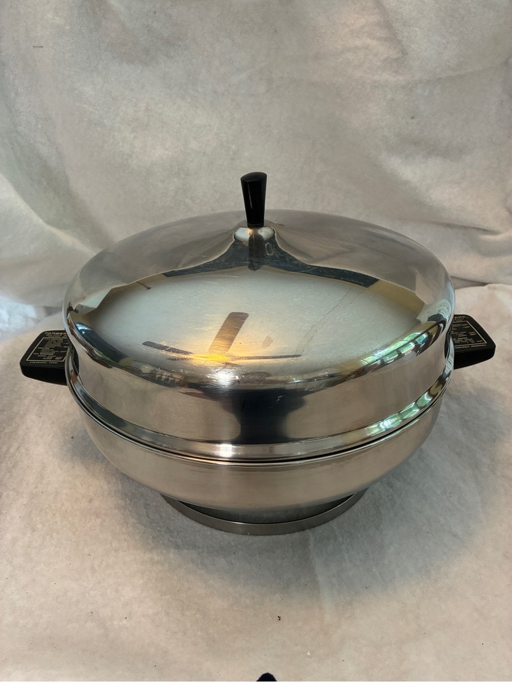 Farberware Electic Buffet Sercer 335-A w Poached Egg Kit and Cord